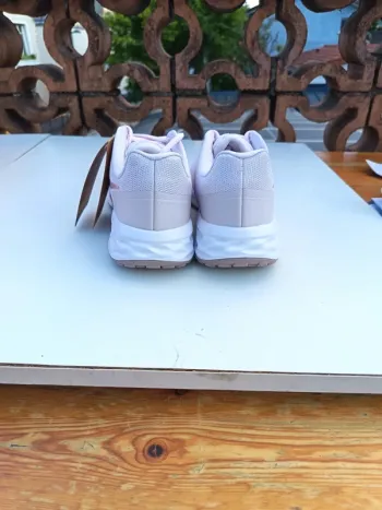 Used Nike Running Shoes bike — image 5 of 8