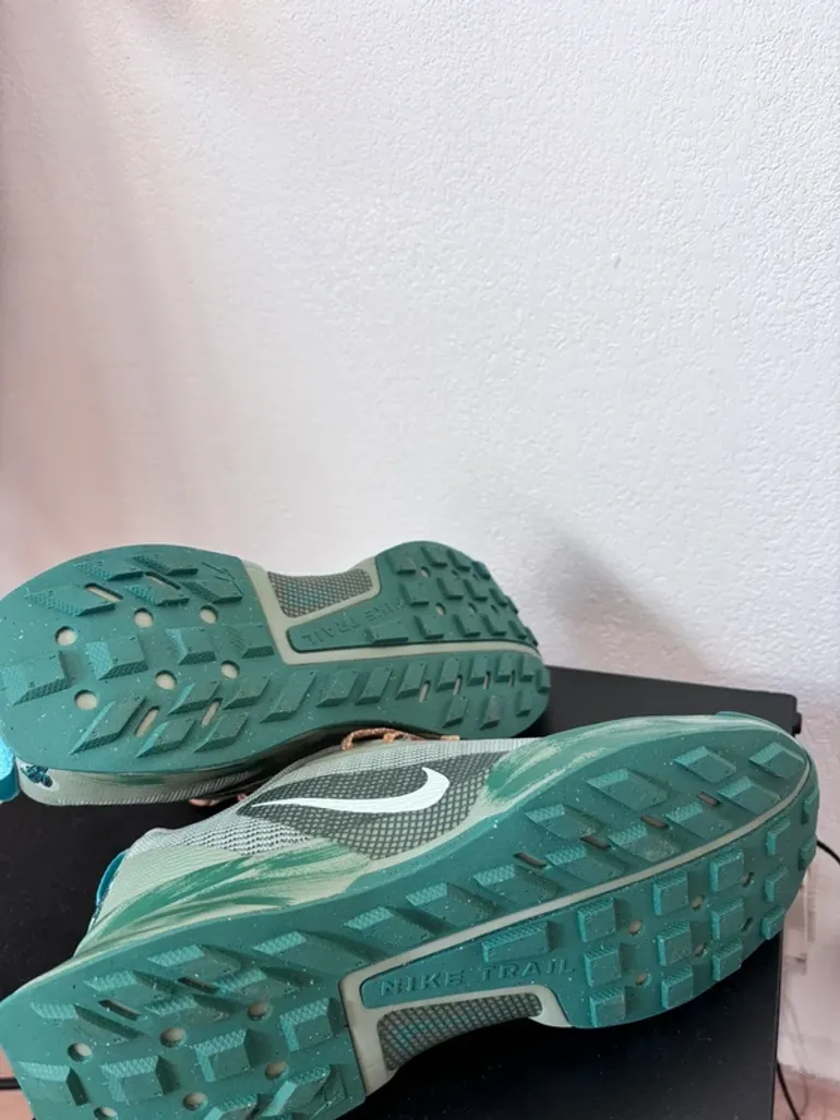 Tweedehands Nike Juniper Trail 3 bike — afbeelding 7 van 8