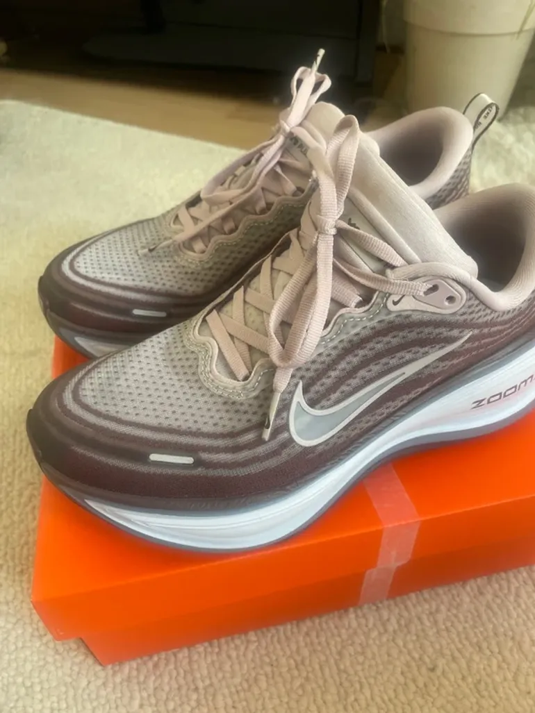Nike Vomero Plus 39 bike d'occasion — image 2 sur 3