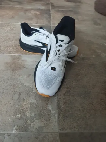 Brugt Brooks Laufschuhe bike — billede 8 af 13