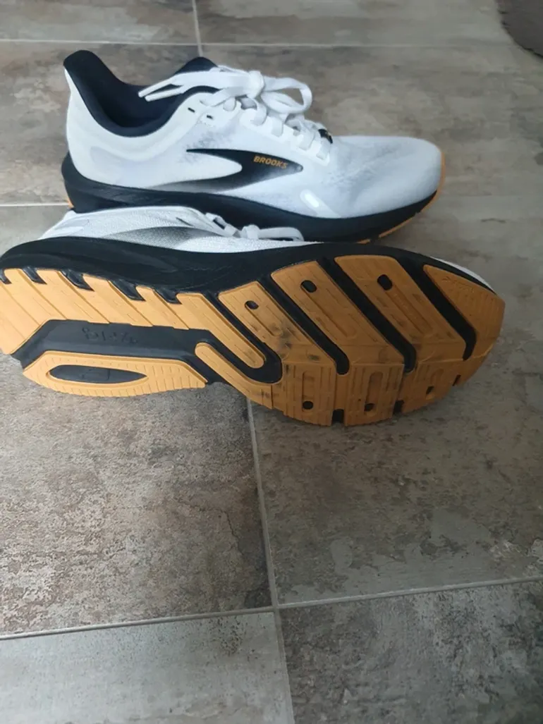 Brugt Brooks Laufschuhe bike — billede 13 af 13