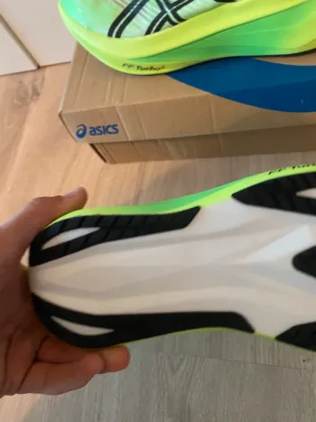 Gebrauchtes Asics Megablast bike — Bild 4 von 10