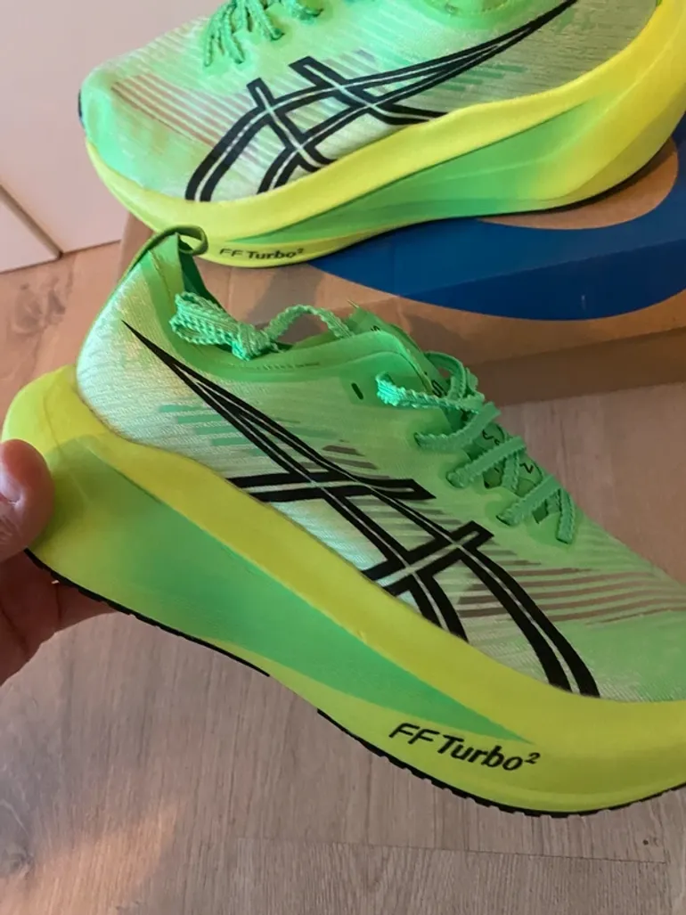 Gebrauchtes Asics Megablast bike — Bild 2 von 10