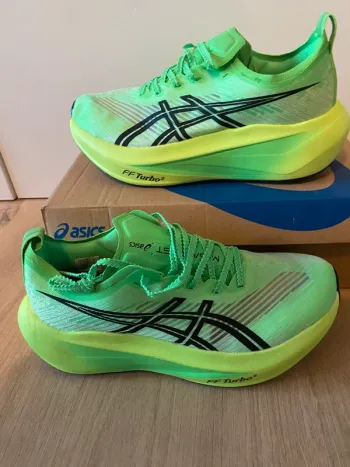 Gebrauchtes Asics Megablast bike