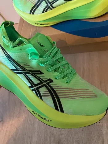 Gebrauchtes Asics Megablast bike — Bild 3 von 10