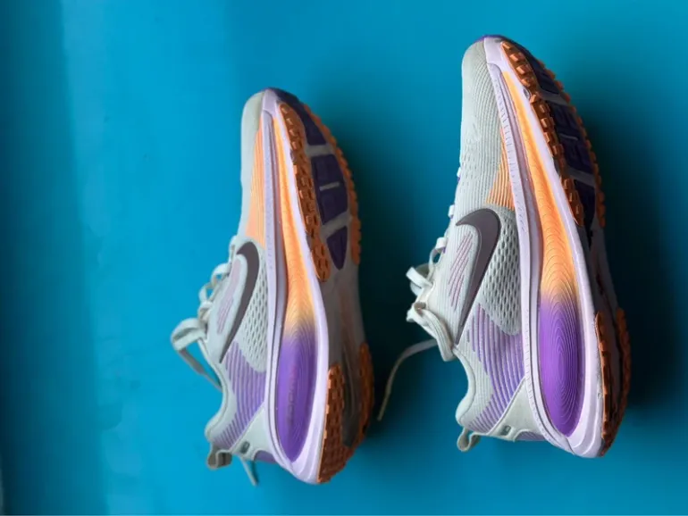 Tweedehands Nike Vomero bike — afbeelding 3 van 7