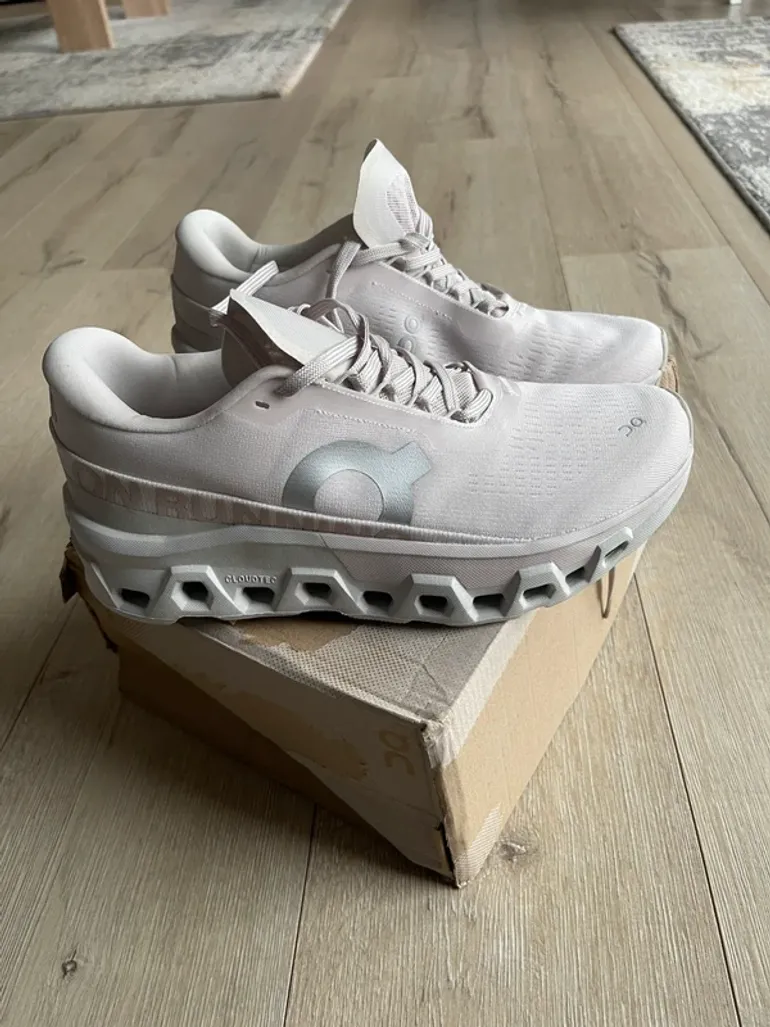 Tweedehands On Running On Schuhe bike — afbeelding 2 van 6