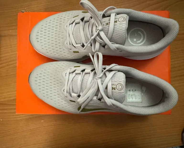 Used Nike Air Winflo 10 bike — image 2 of 8