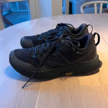 Brugt New Balance Fresh Foam X Hierro v7 bike — billede 2 af 5