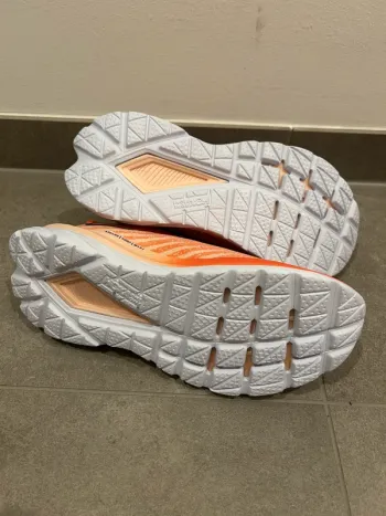 Used Hoka Mach 5 bike — image 8 of 10