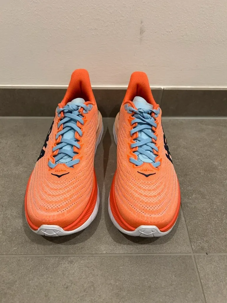 Used Hoka Mach 5 bike — image 2 of 10