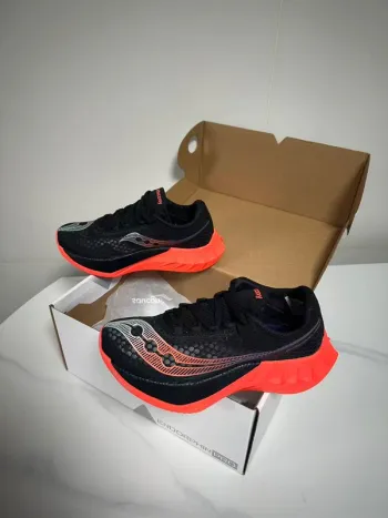 Used Saucony Endorphin Pro 4 bike — image 3 of 3
