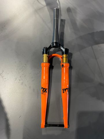 Brugt Fox Factory 32 Float AX 700 40 2022 Fork
