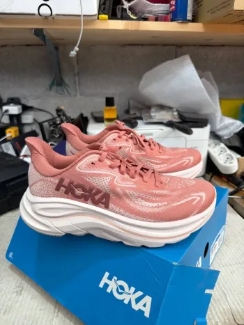 Brugt Hoka Scarpe bike
