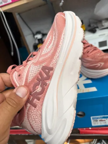 Brugt Hoka Scarpe bike — billede 6 af 15