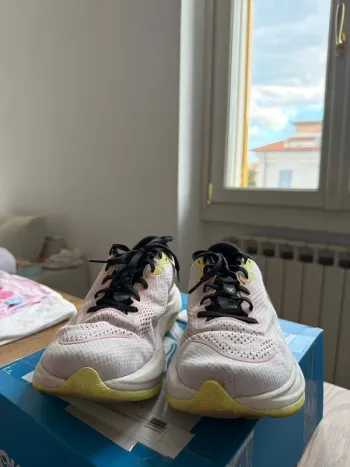 Używany Hoka Rincon 4 bike — zdjęcie 4 z 9