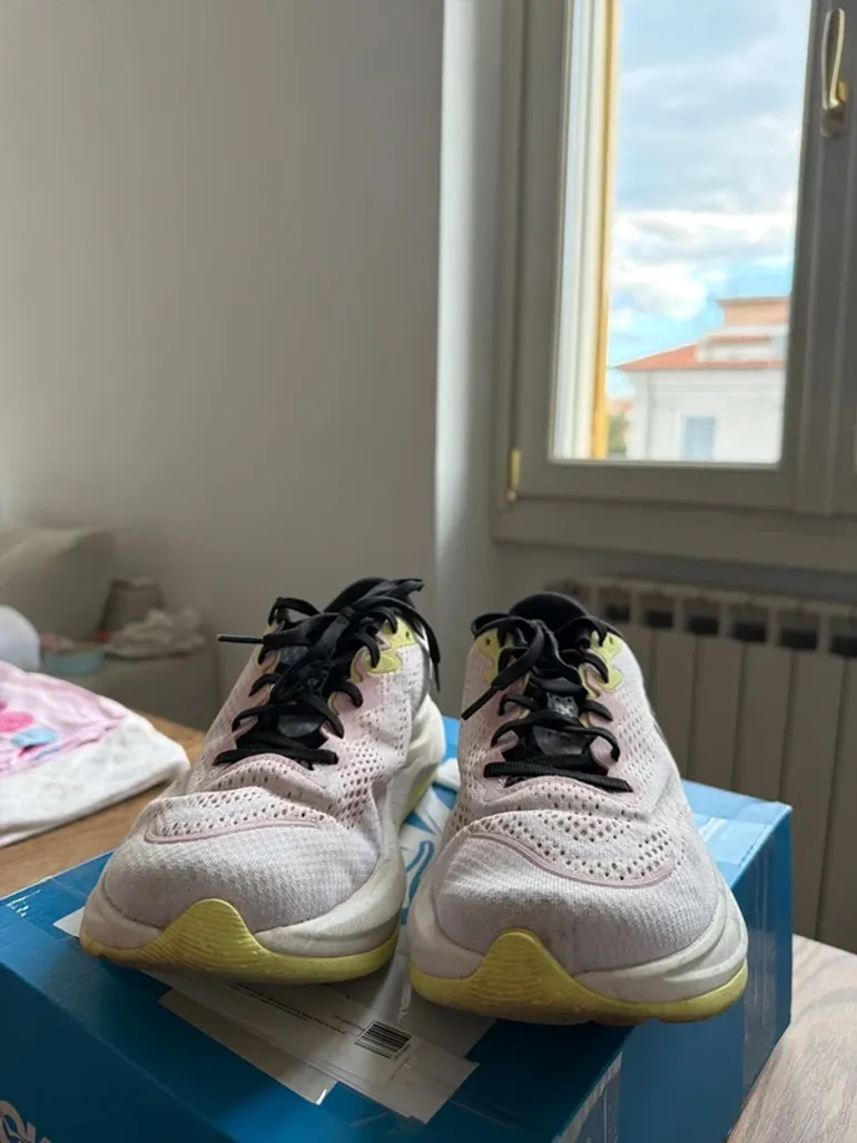 Używany Hoka Rincon 4 bike — zdjęcie 4 z 9