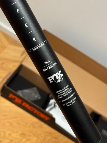 Fox Transfer Factory 30.9 200mm bike usato — immagine 10 di 12