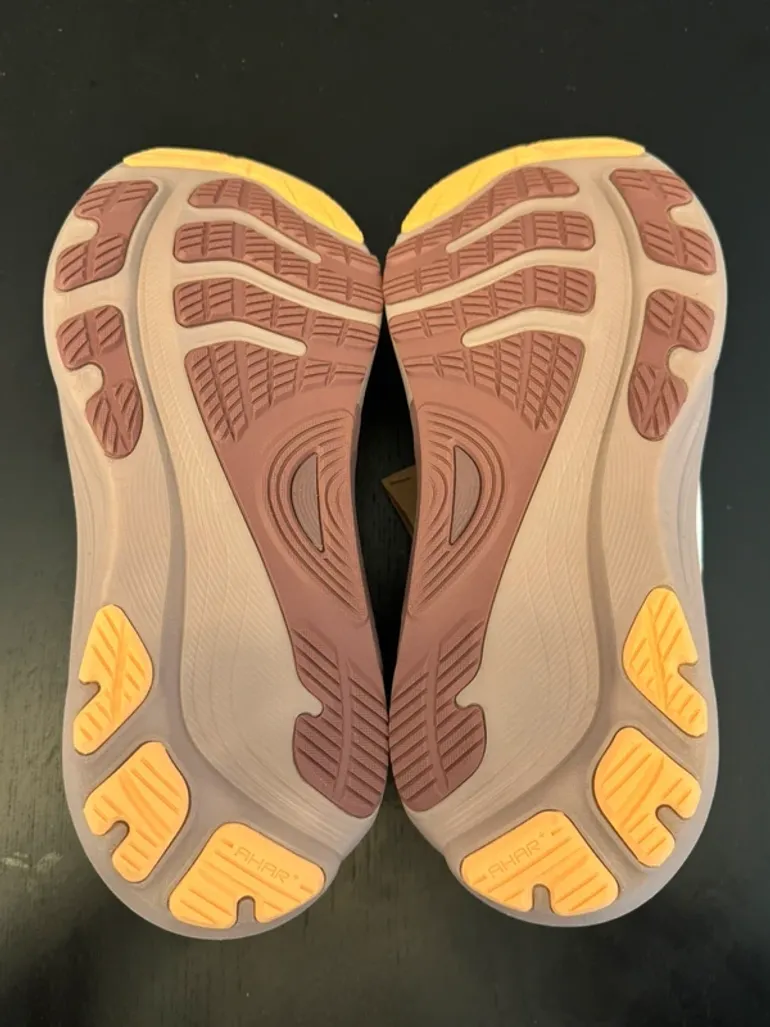 Used Asics Gel Kayano 32 bike — image 4 of 12