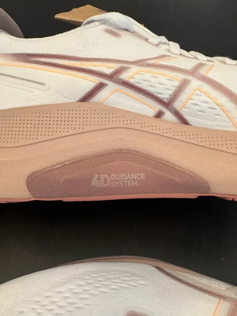 Used Asics Gel Kayano 32 bike — image 11 of 12