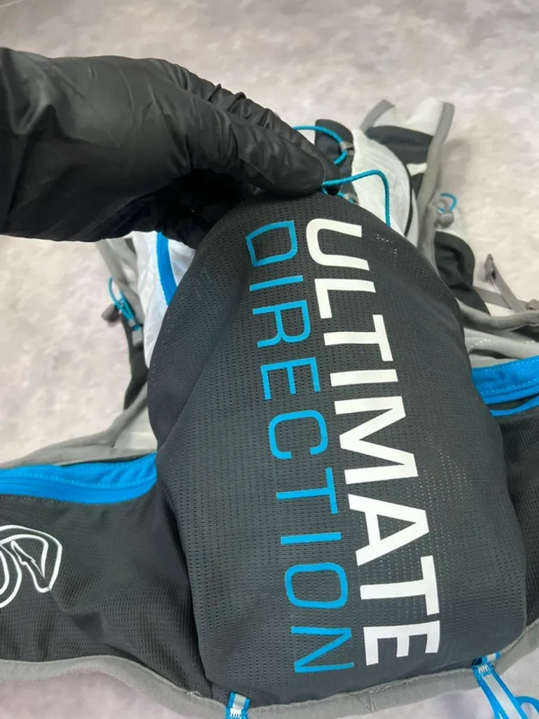 Käytetty Ultimate Direction PB Adventure Vest 3.0 Peter Bakwin Edition bike — kuva 3 / 15
