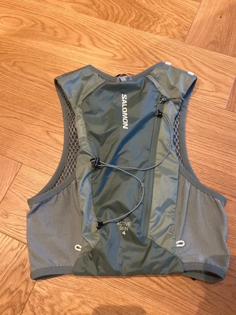 Salomon Active Skin 4L bike d'occasion — image 2 sur 5