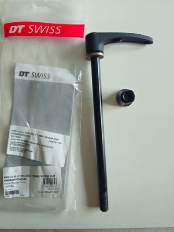 Used Dt Swiss RWS 135x10mm Thru Axle bike