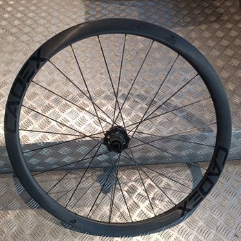 Käytetty Cadex 36 Disc Tubeless Bicycle Wheels bike