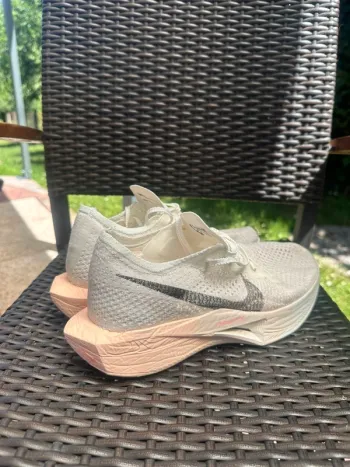 Used Nike Air Zoom Vaporfly 3 bike — image 10 of 11
