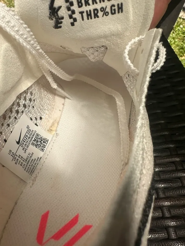 Used Nike Air Zoom Vaporfly 3 bike — image 8 of 11
