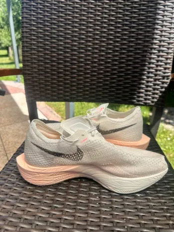 Used Nike Air Zoom Vaporfly 3 bike — image 11 of 11