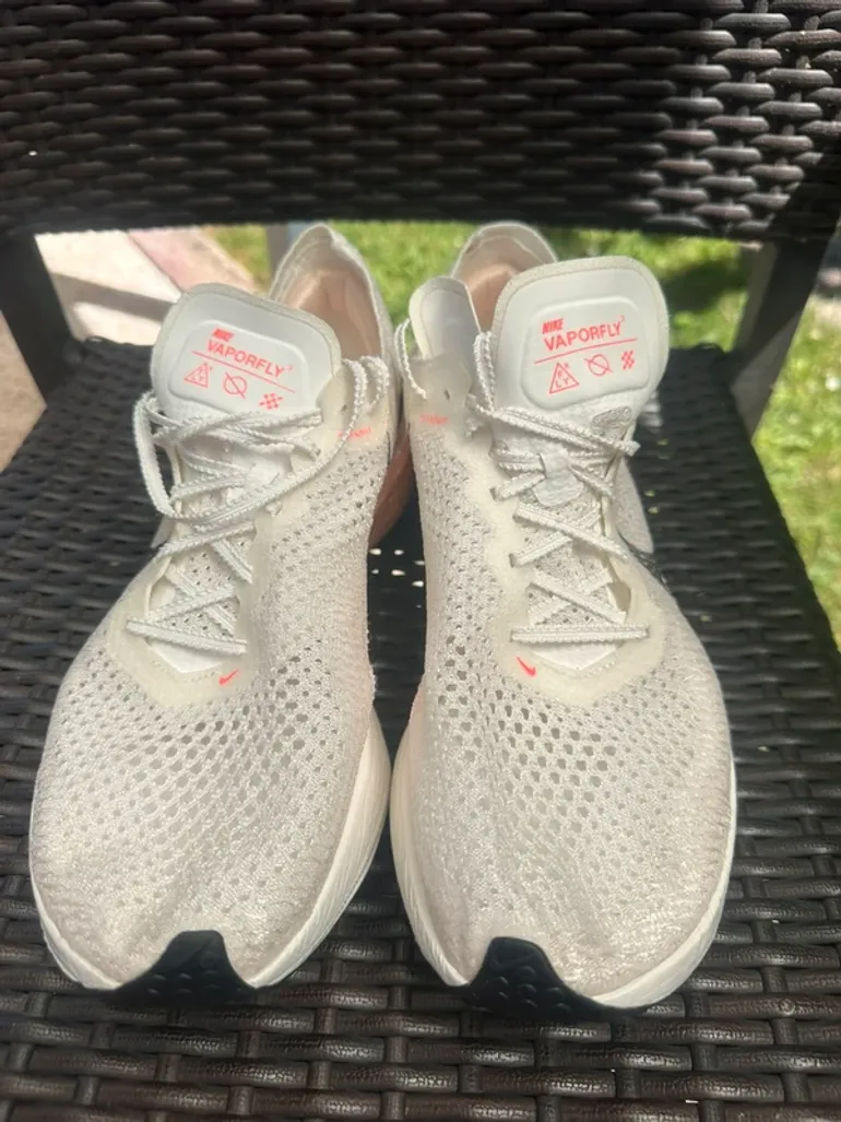 Used Nike Air Zoom Vaporfly 3 bike — image 4 of 11