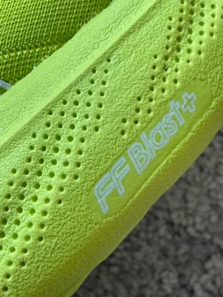 Used Asics GEL-Nimbus 25 bike — image 9 of 15