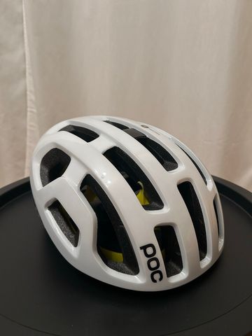 Tweedehands POC Octal X MIPS Helmet bike — afbeelding 1 van 10