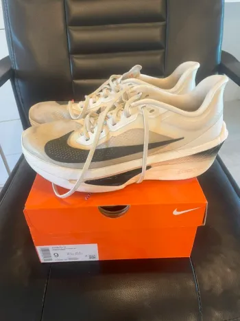 Nike Zoomfly 6 bike usato — immagine 3 di 4