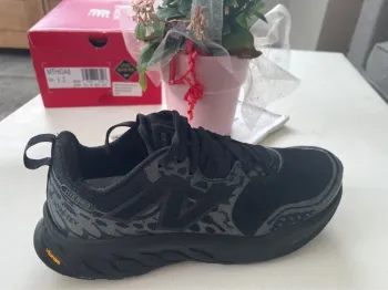 Brugt New Balance Fresh Foam X Hierro v8 Gore-Tex bike