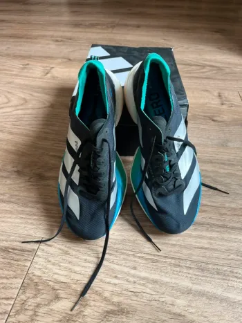 Pro Adizero Adios 4 bike usato