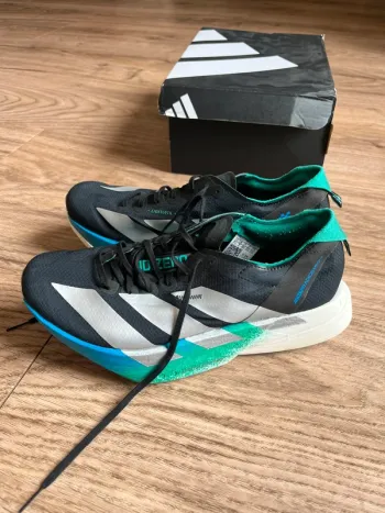 Pro Adizero Adios 4 bike d'occasion — image 2 sur 6