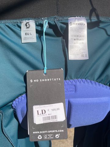 Scott RC Pro Shorts 2025 bike d'occasion — image 6 sur 6