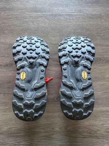 Used New Balance Hierro 9 Gore-Tex bike — image 5 of 9