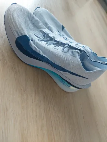 Brugt Nike Vaporfly 4 bike — billede 4 af 5