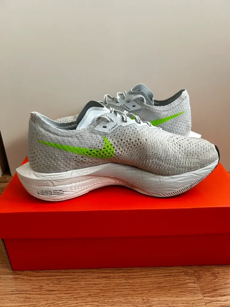 Używany Nike Vaporfly 3 bike — zdjęcie 2 z 6