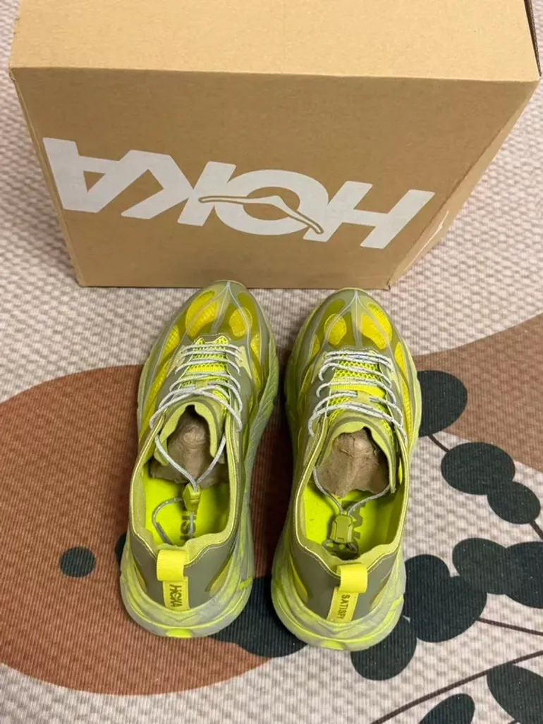 Hoka Satisfy x Running Shoes bike d'occasion — image 8 sur 8