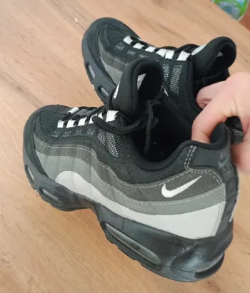 Used Nike Air Max 95 bike