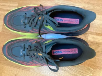 Gebrauchtes Hoka Speedgoat 5 bike — Bild 2 von 3