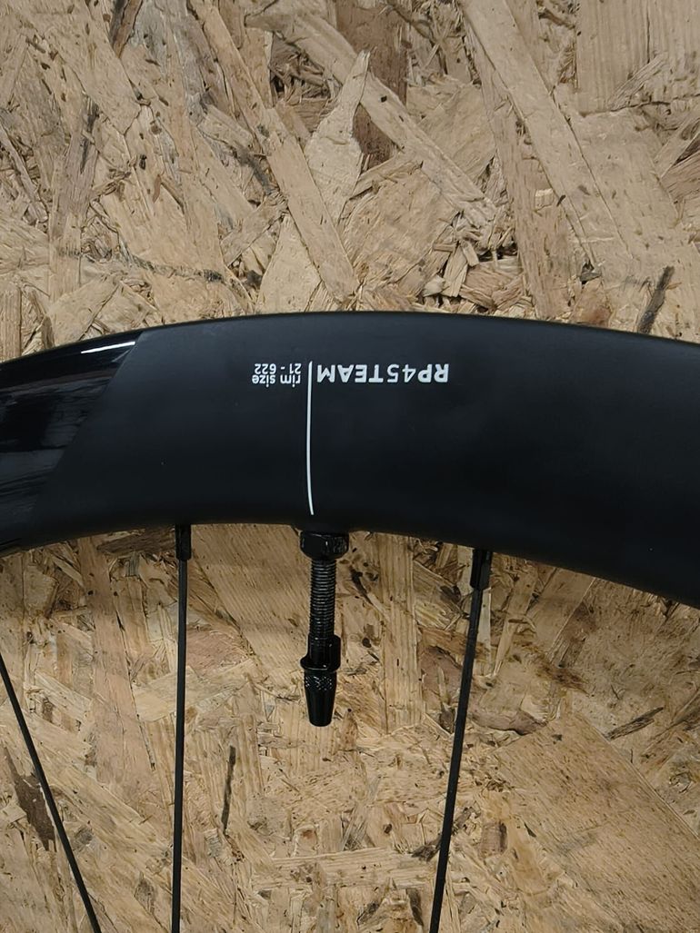 Brugt OQUO RP 45 TEAM Wheelset 2026 bike — billede 9 af 9