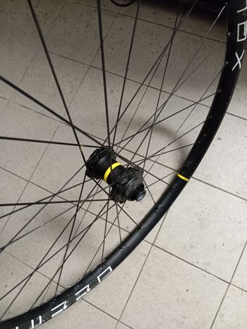 Used Mavic E-Deemax S30 Wheels 2024 bike — image 5 of 8