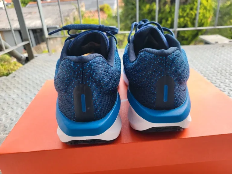Brugt Nike Air Winflo 11 bike — billede 5 af 10