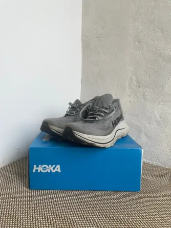 Gebrauchtes Hoka Clifton 10 bike — Bild 2 von 6