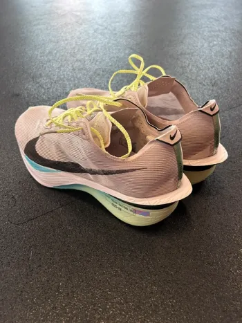 Gebrauchtes Nike ZoomX Vaporfly Next% 4 bike — Bild 6 von 6